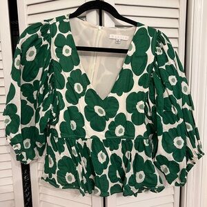 Karlie green floral top